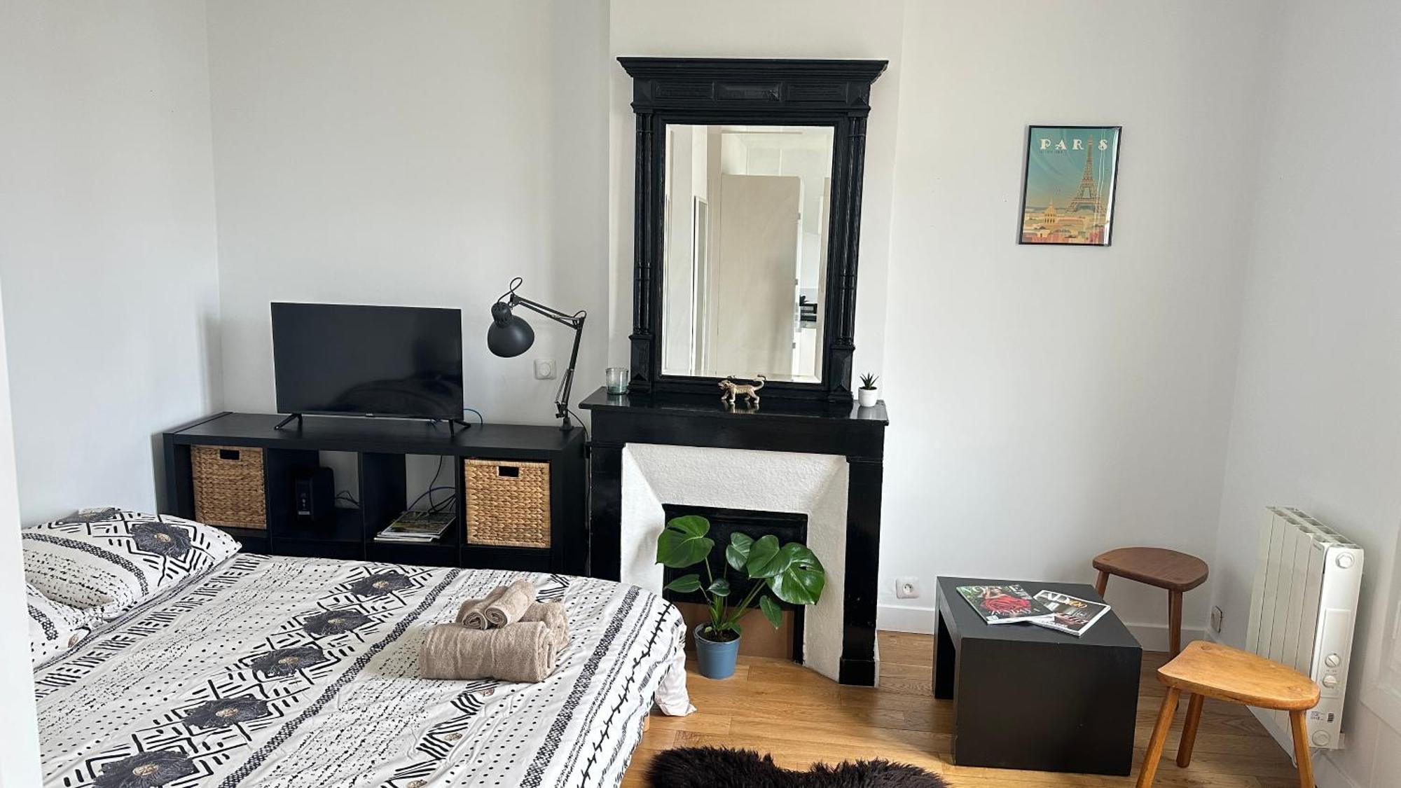 Appartement Charmant Studio Au Coeur Du 18e Parijs